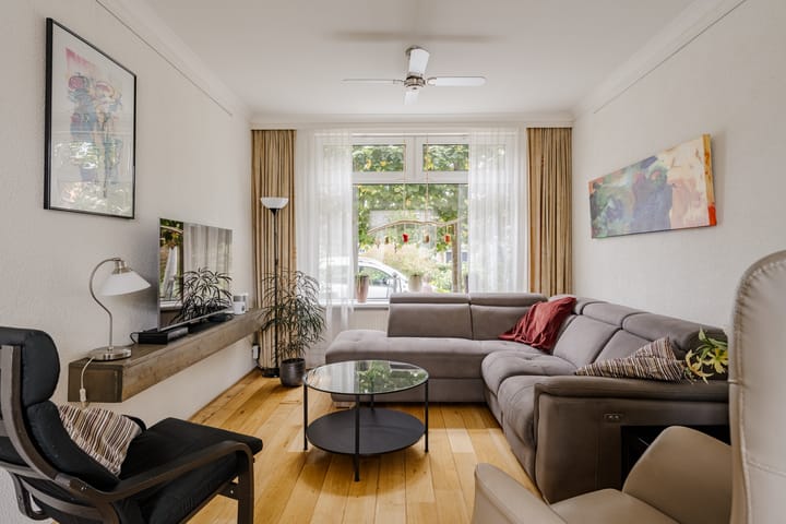 Photo 12 of Van Kinsbergenplein 45