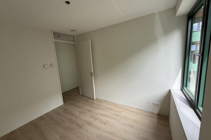 Foto 10 van Haarlemmerweg 1162-K