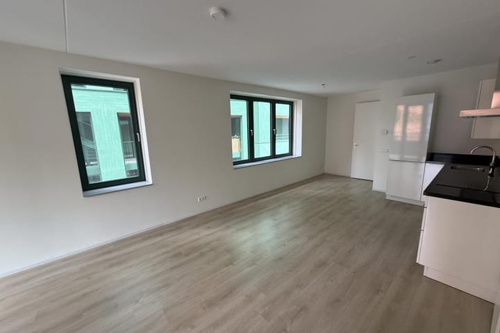 Foto 5 van Haarlemmerweg 1162-K