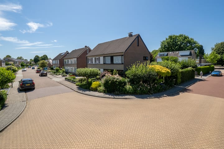 Foto 31 van Elzenlaan 2