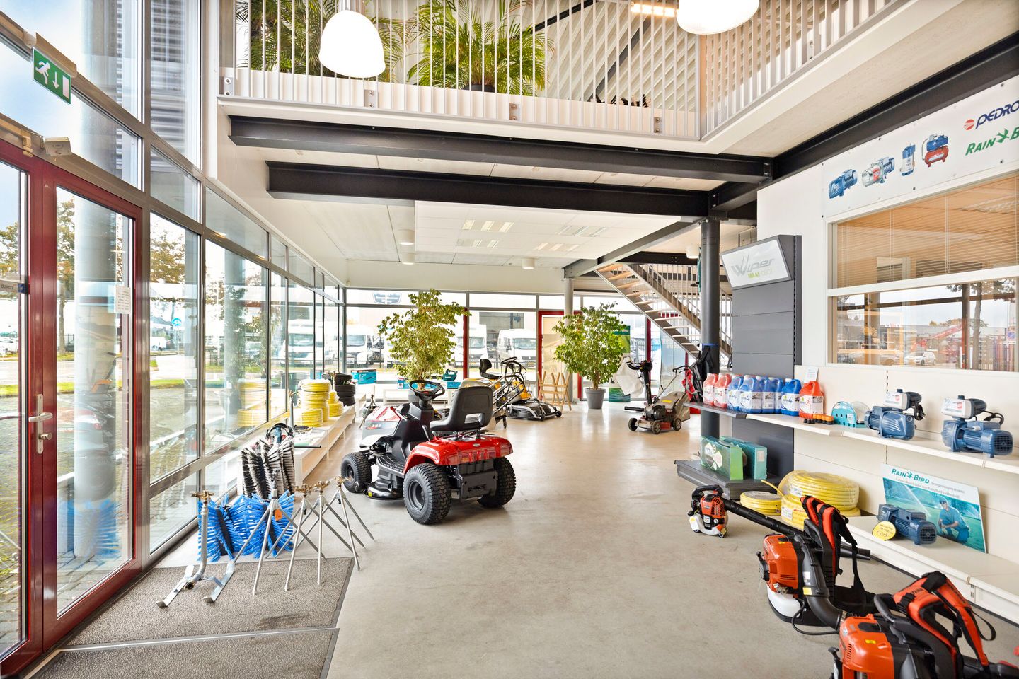 View photo 4 of Rondweg 34