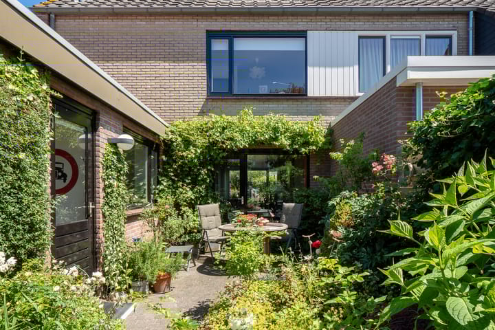 Foto 25 van Elzenlaan 2