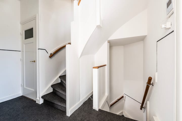 Foto 4 van Julianalaan 4-A