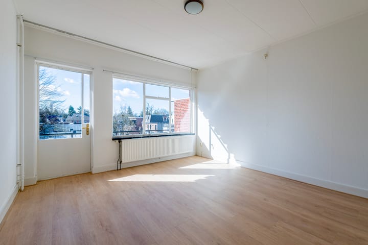 Foto 18 van Julianalaan 4-A