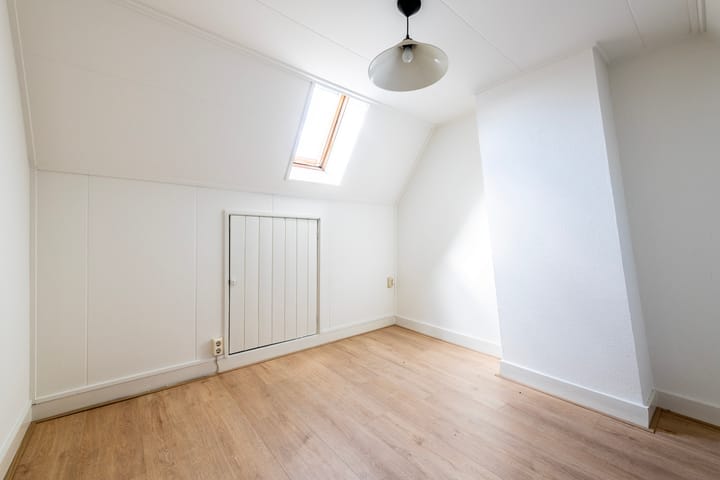 Foto 27 van Julianalaan 4-A