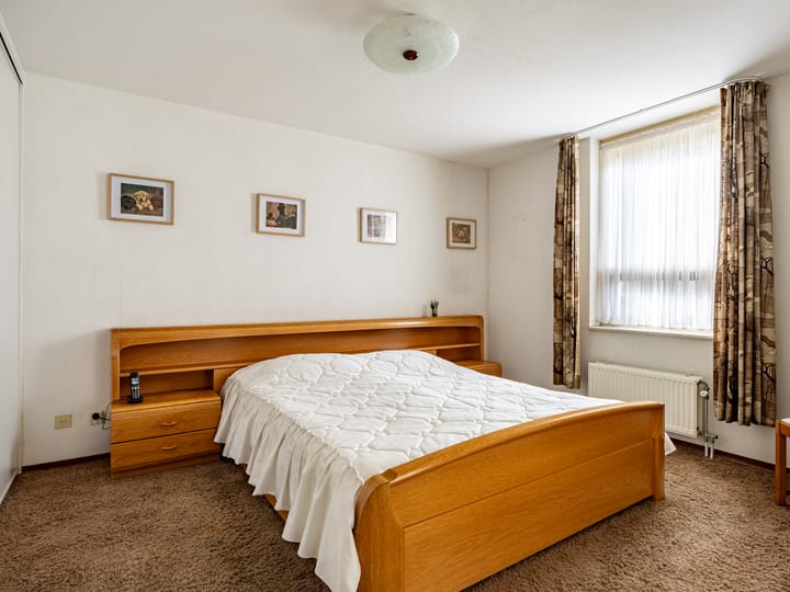 Photo 4 of Stuijvenburchstraat 40-A