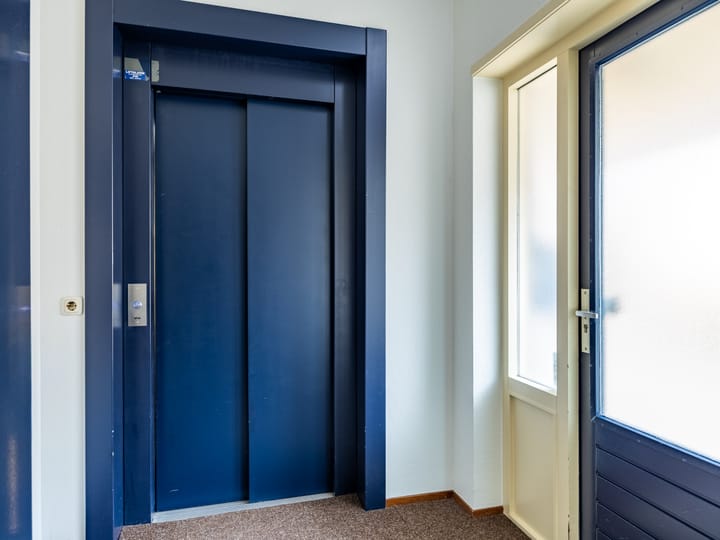 Photo 11 of Stuijvenburchstraat 40-A