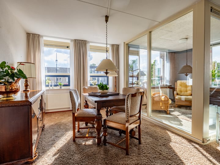 Photo 15 of Stuijvenburchstraat 40-A