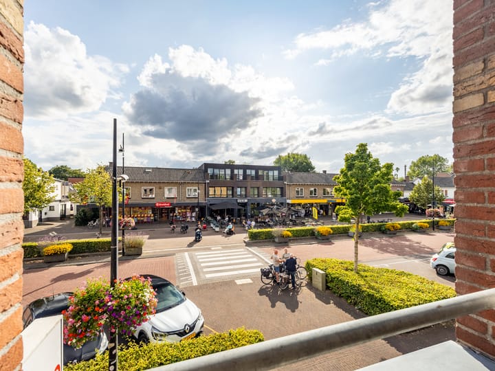 Photo 17 of Stuijvenburchstraat 40-A