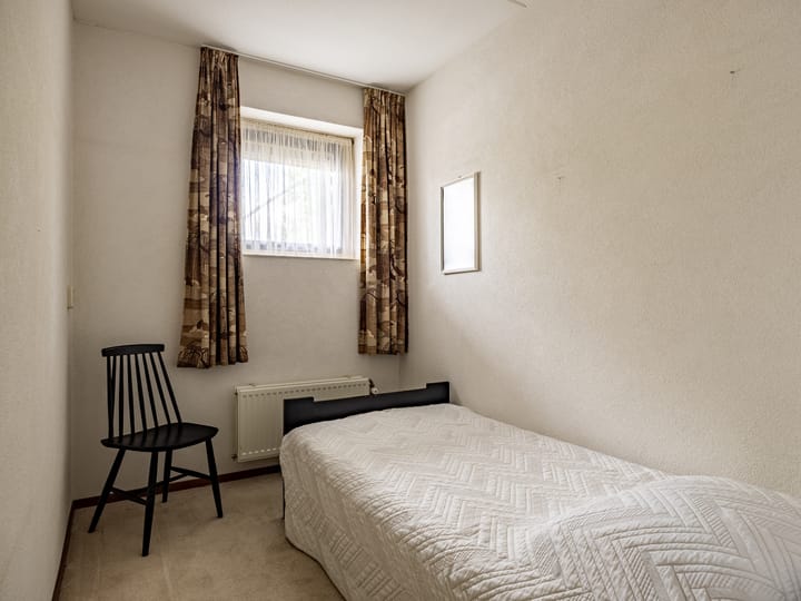 Photo 22 of Stuijvenburchstraat 40-A