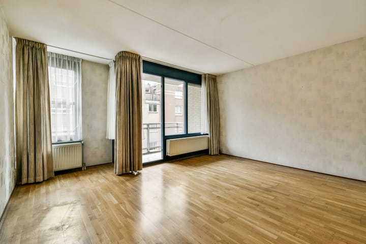 Foto 5 van Staringstraat 5-M