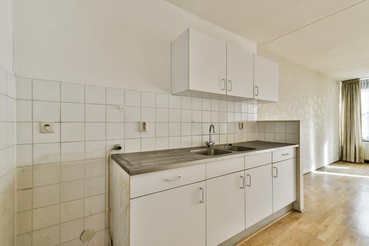 Foto 11 van Staringstraat 5-M