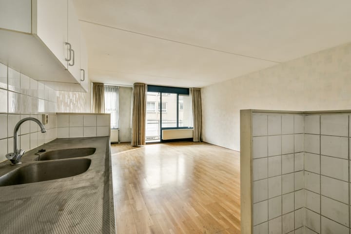 Foto 12 van Staringstraat 5-M