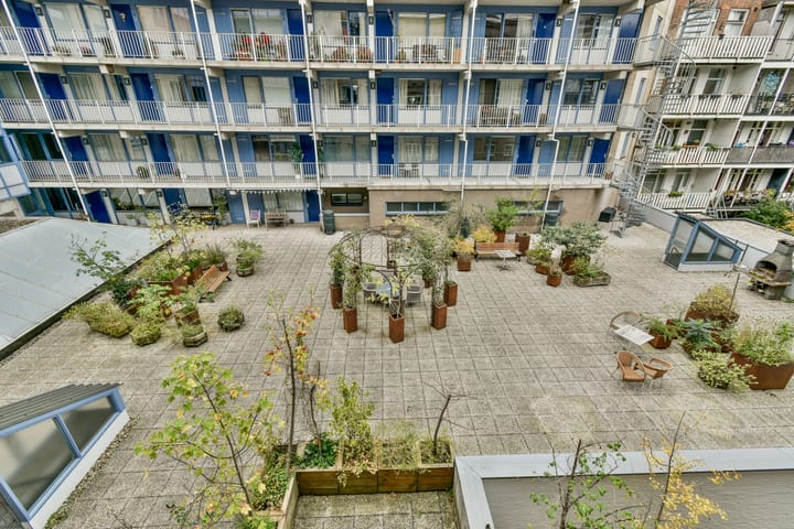 Foto 21 van Staringstraat 5-M