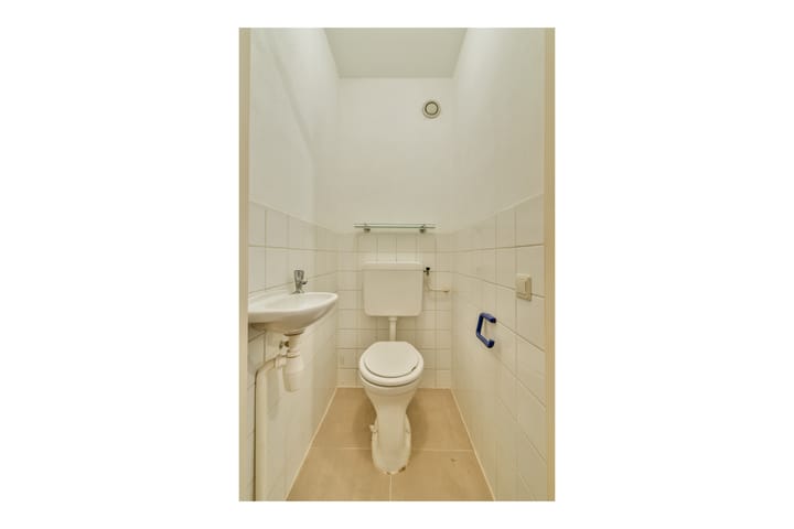 Foto 25 van Staringstraat 5-M