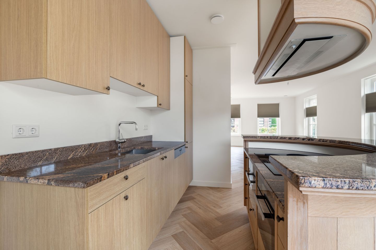 Foto 20 van Hogeweg 117