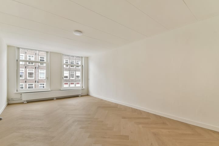 Foto 1 van Albert Cuypstraat 168-C