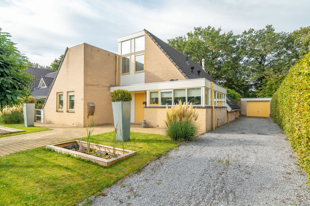 Foto 1 van Zwanebloem 23