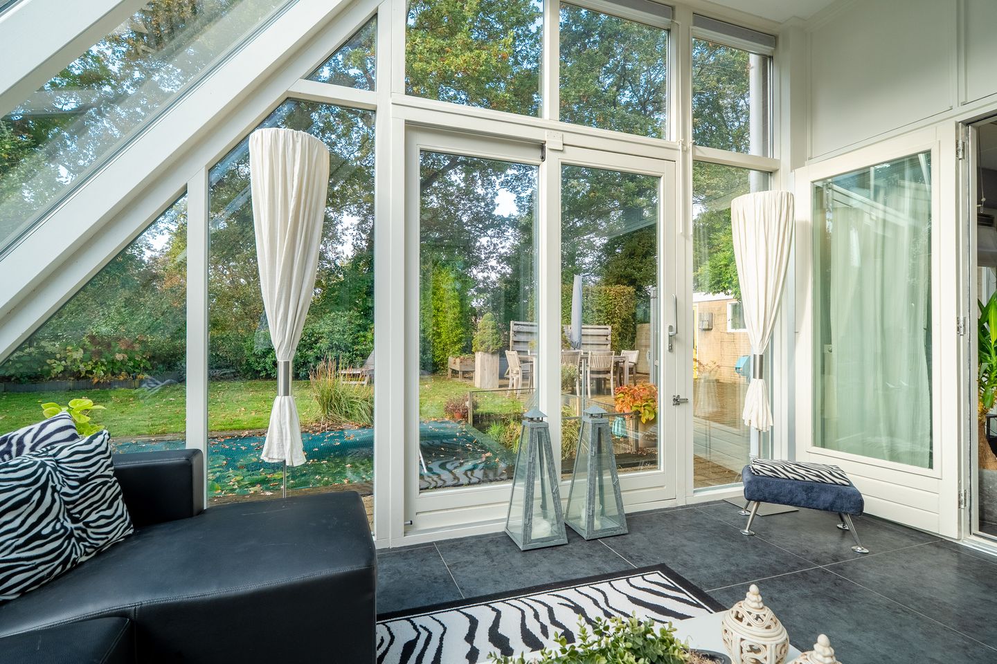 Foto 20 van Zwanebloem 23