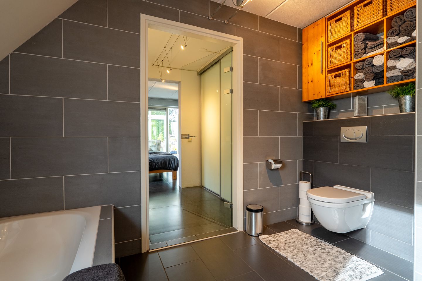 Foto 35 van Zwanebloem 23