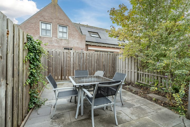 Photo 3 of Van Teylingenweg 60