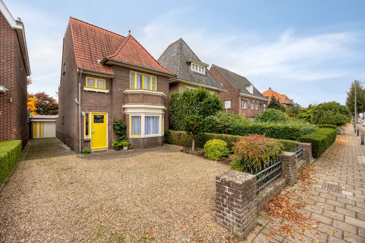 Photo 4 of Julianalaan 19