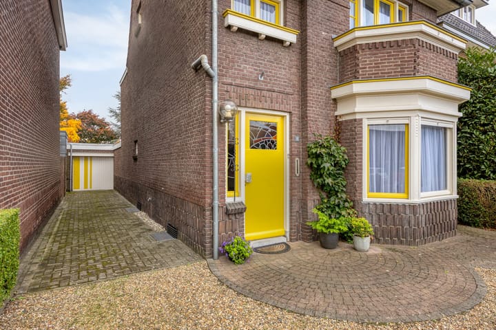 Photo 5 of Julianalaan 19