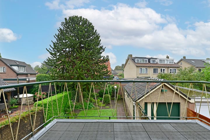 Photo 15 of Hartweg 9