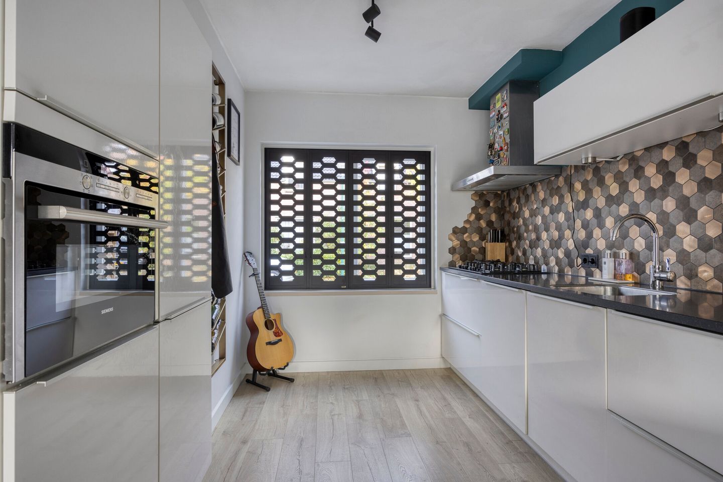 Photo 14 of Monseigneur Dubbelmanstraat 4