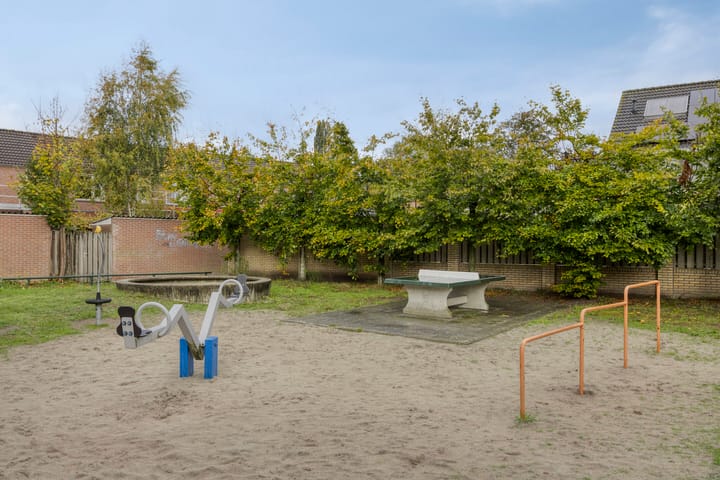 Photo 32 of Monseigneur Dubbelmanstraat 4