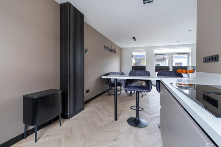 Photo 12 of Tabaksland 56