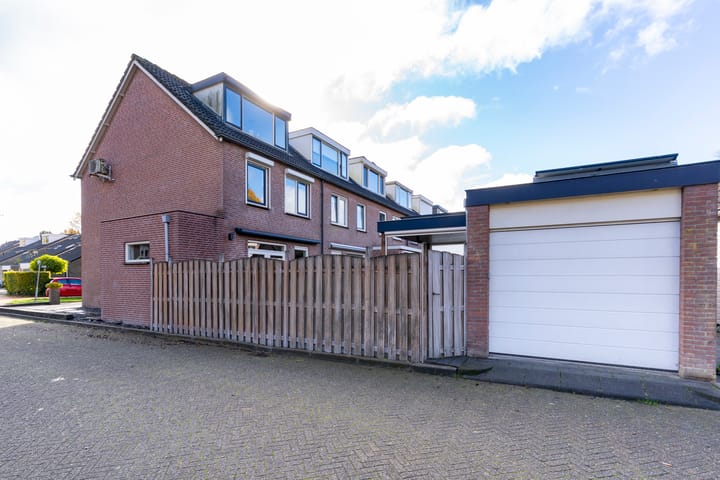 Photo 38 of Tabaksland 56