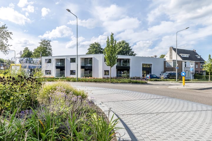 Foto 3 van Einighauserweg 15-C