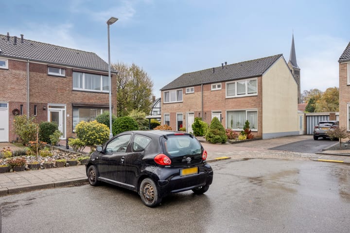 Foto 2 van Burg. Bogmanstraat 10