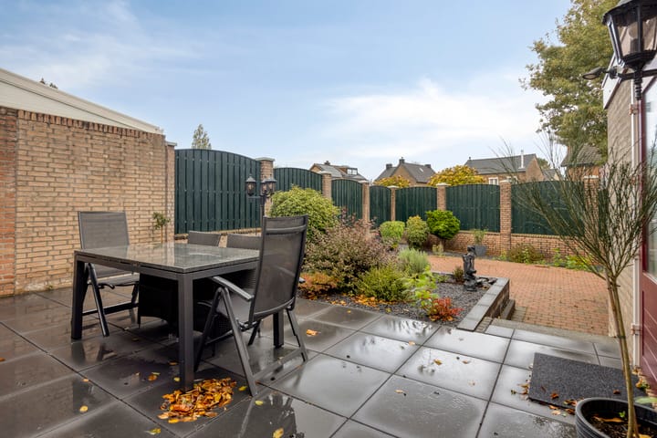 Foto 23 van Burg. Bogmanstraat 10