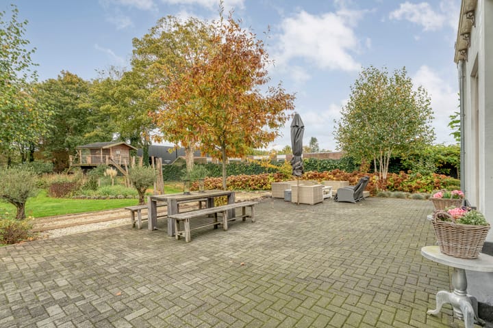 Photo 74 of Langewijk 190