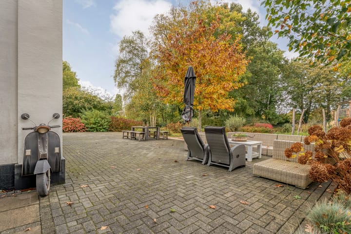 Photo 81 of Langewijk 190