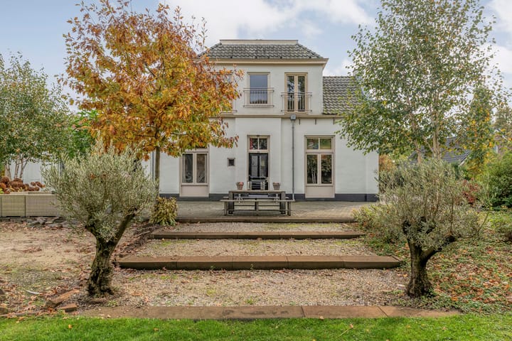 Photo 85 of Langewijk 190