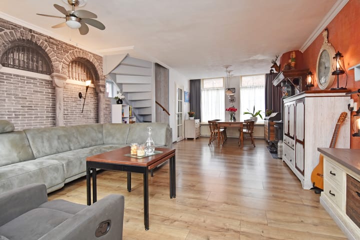 Photo 2 of Bonfut 12