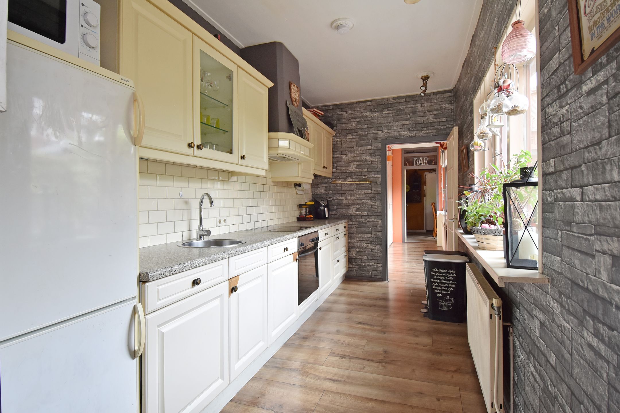 Photo 15 of Bonfut 12