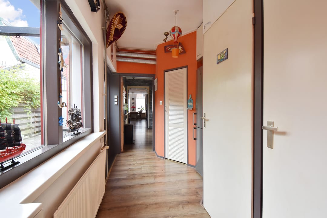 Photo 17 of Bonfut 12