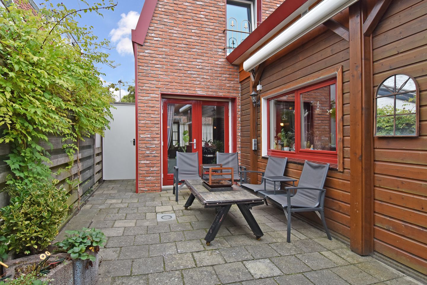 Photo 25 of Bonfut 12