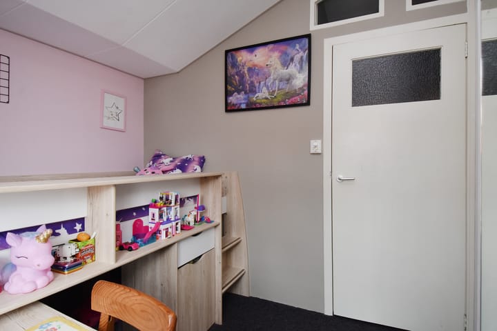 Photo 28 of Bonfut 12