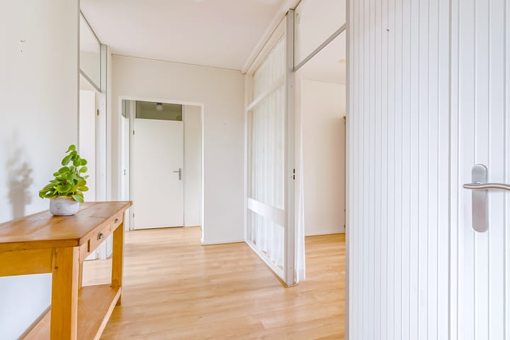 Foto 12 van Veenbesstraat 50