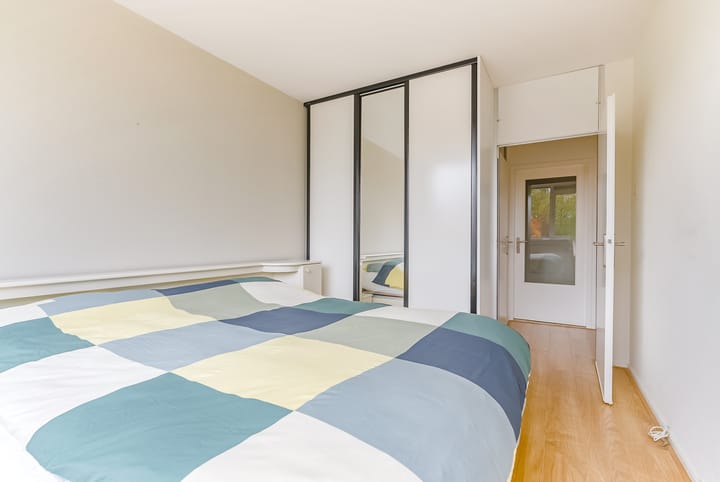 Foto 28 van Veenbesstraat 50