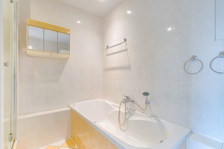 Foto 32 van Veenbesstraat 50