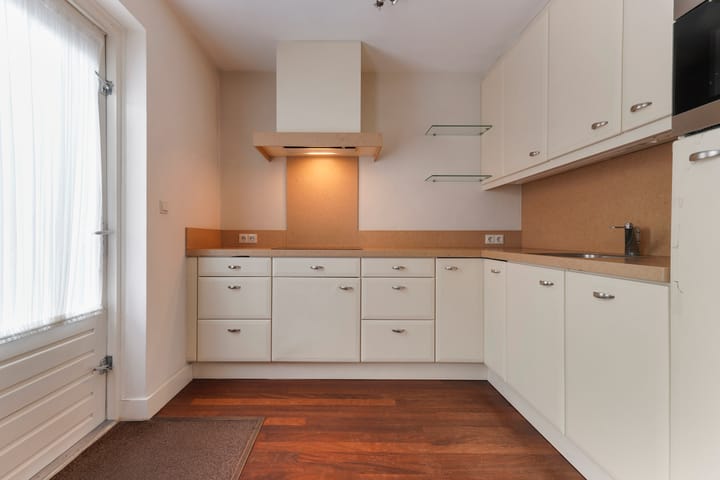 Photo 19 of Kamille 10