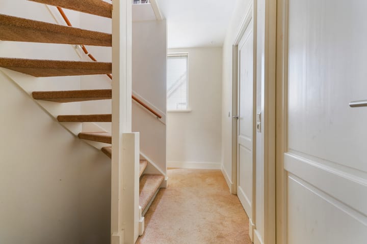 Photo 21 of Kamille 10