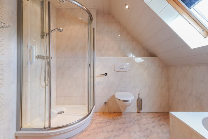 Photo 30 of Kamille 10