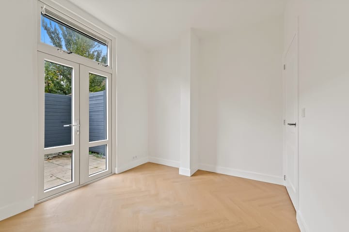 Foto 20 van Rijklof van Goensstraat 19